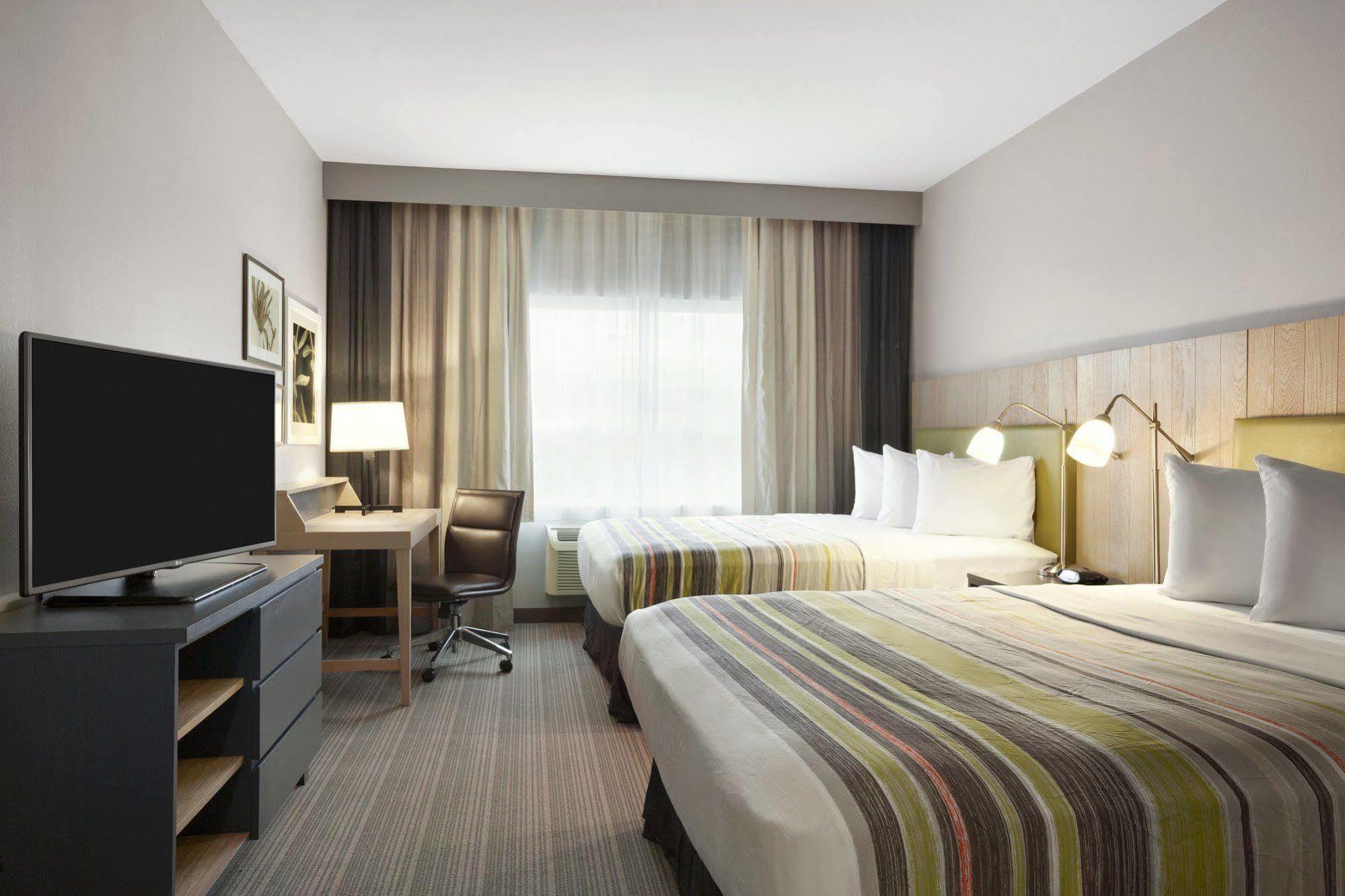 Country Inn & Suites By Radisson Bismarck Waterpark Ngoại thất bức ảnh